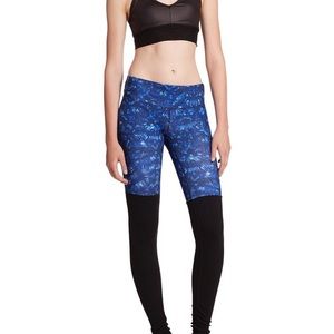 NWT Alo goddess leggings small
